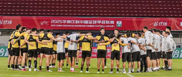 FM2017中英超球队规则比较及跨联赛策略分析